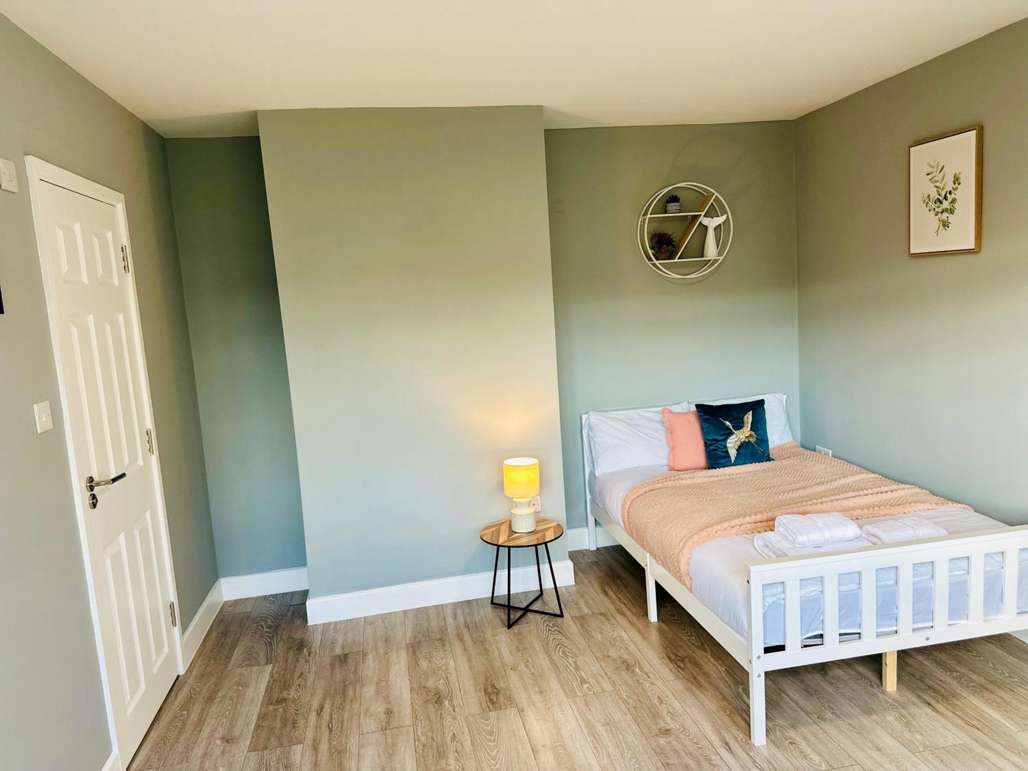 Cosy En-Suite Double Room1 Heathrow Accommodation Northolt  Exterior foto
